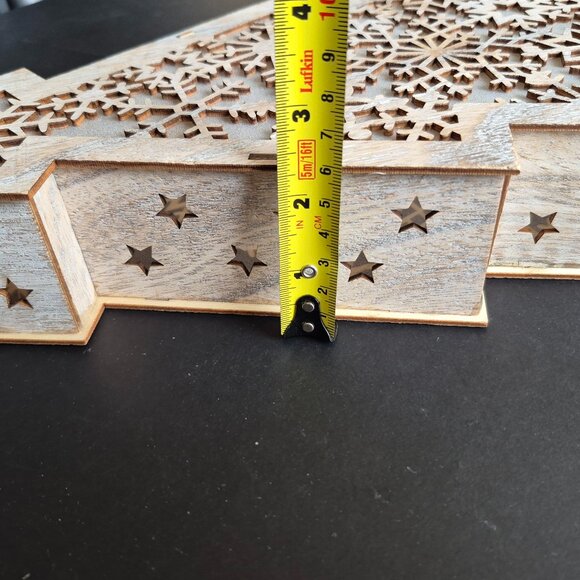 Light Up Christmas Tree - Picture 7 of 9